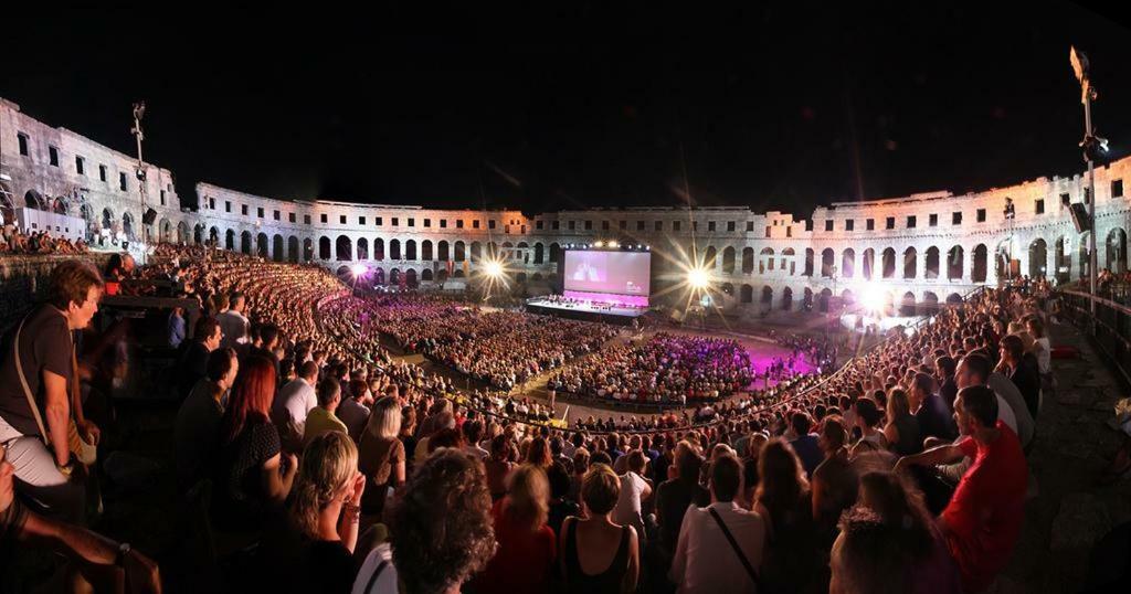 Arena Festival Lejlighed Pula Eksteriør billede